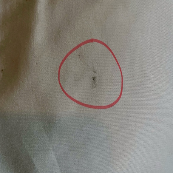 Ruby Rd. White Capris - Picture 6 of 6